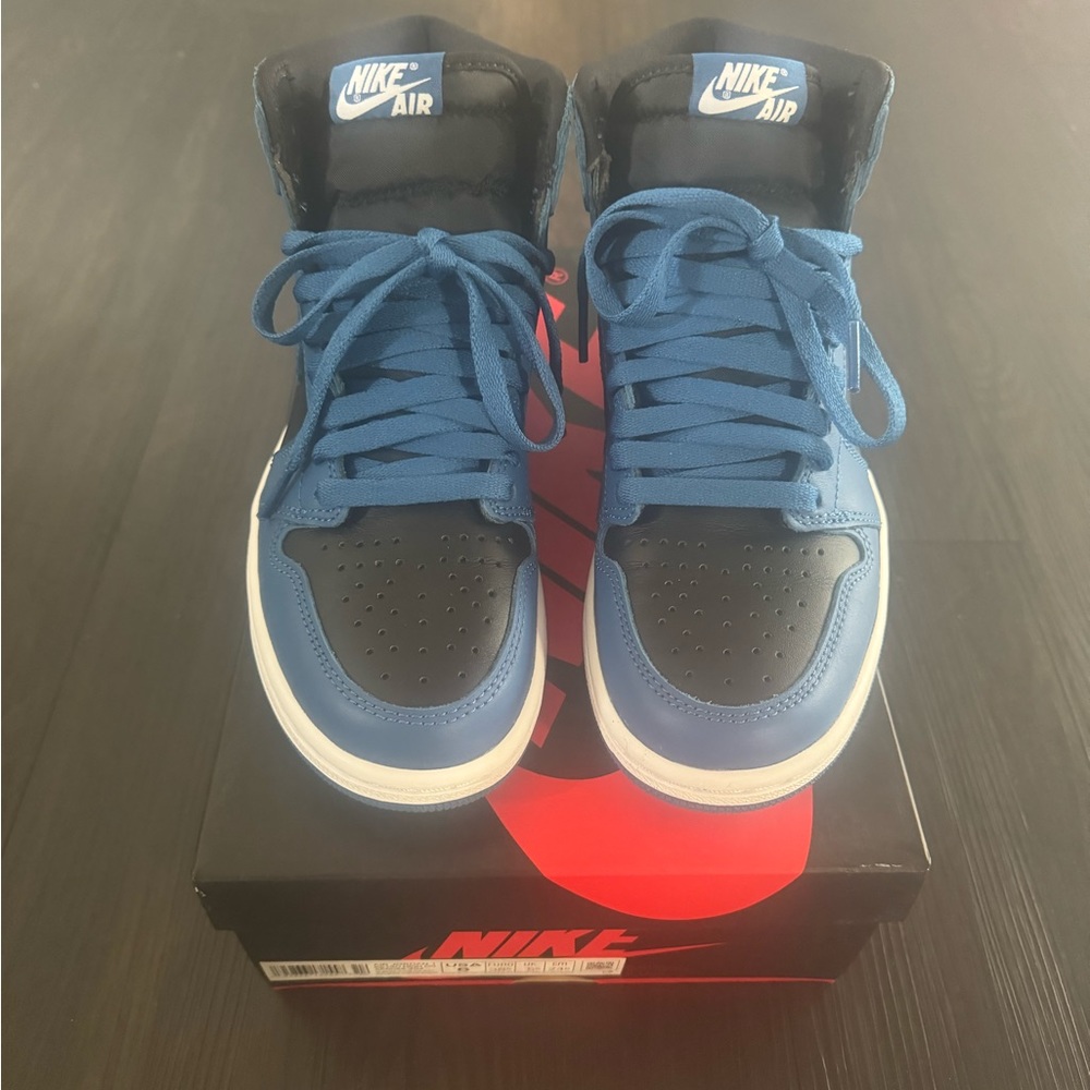 Jordan 1-Marina blue/black-white